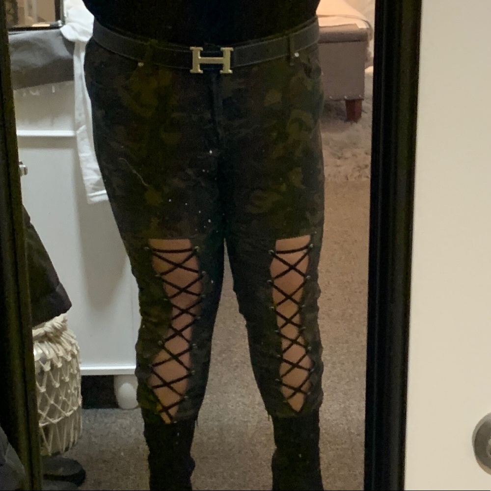 VIP Jeans Plus Size Camo Pants